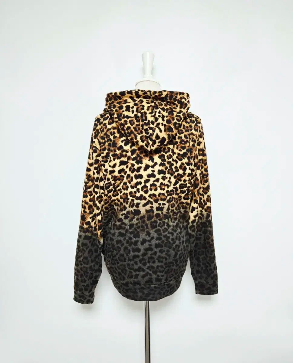  dig deep ディグディープ レオパード スタッズ ジップアップパーカー フード付き パーカー トップス