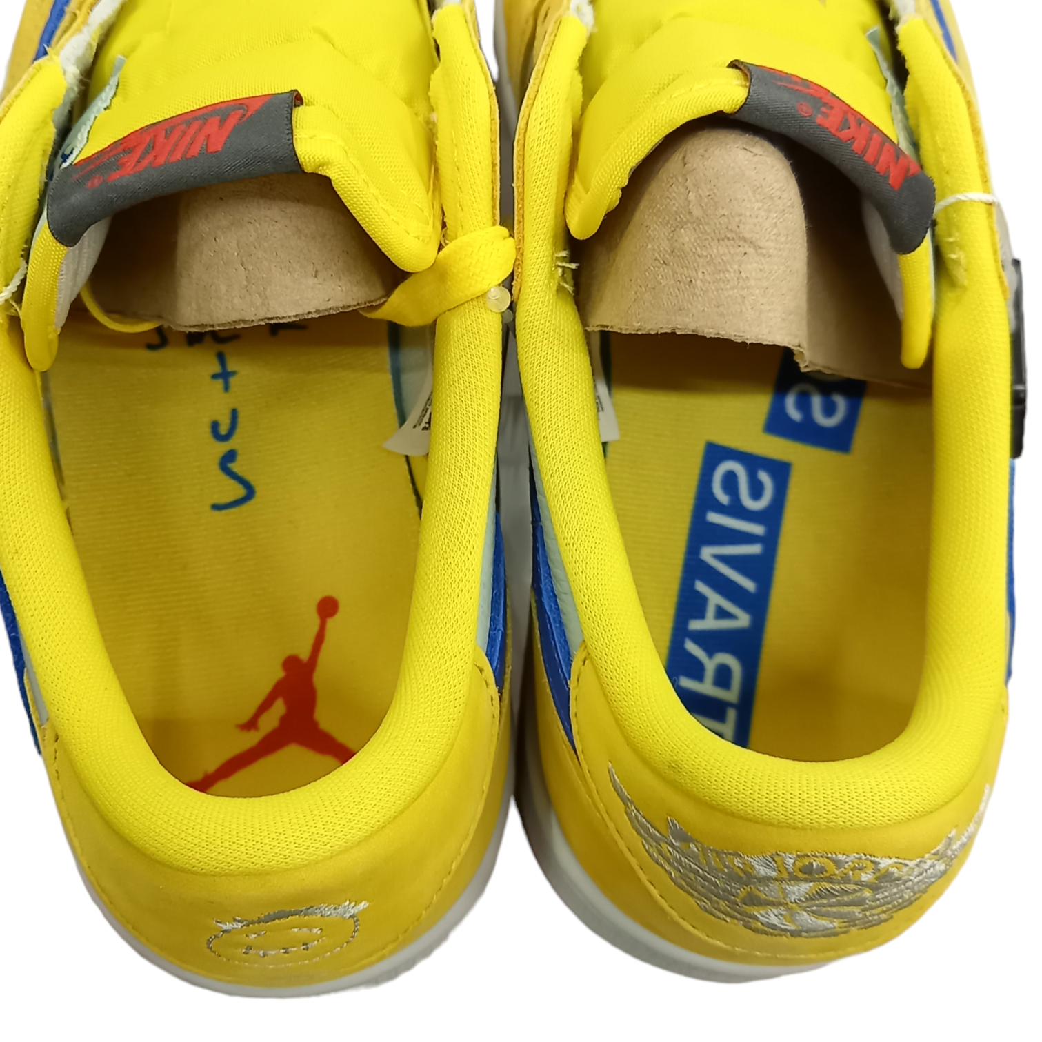 77.NIKE × TRAVIS SCOTT WMNS AIR JORDAN 1 LOW "Canary" 【併売品】