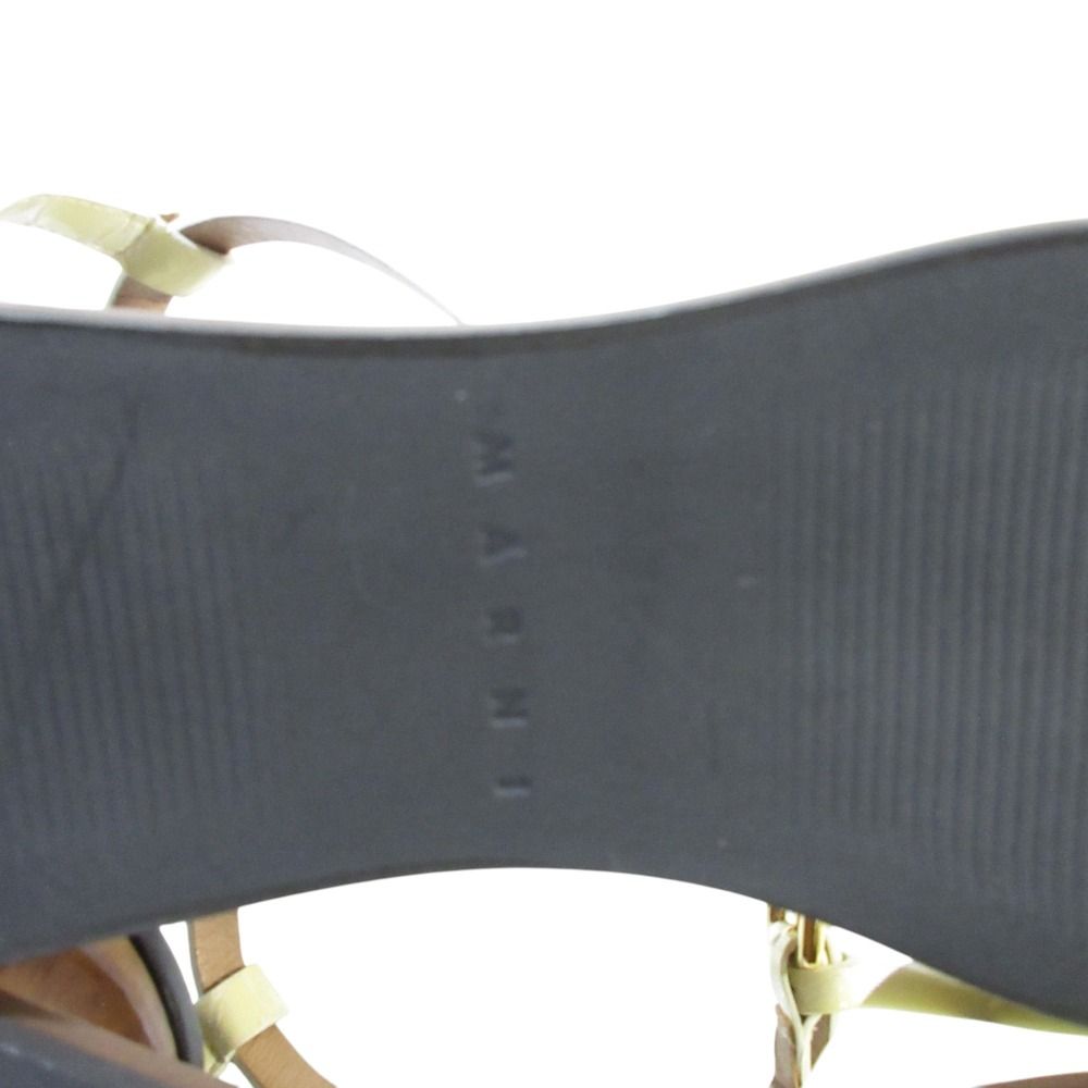 型押し エナメル