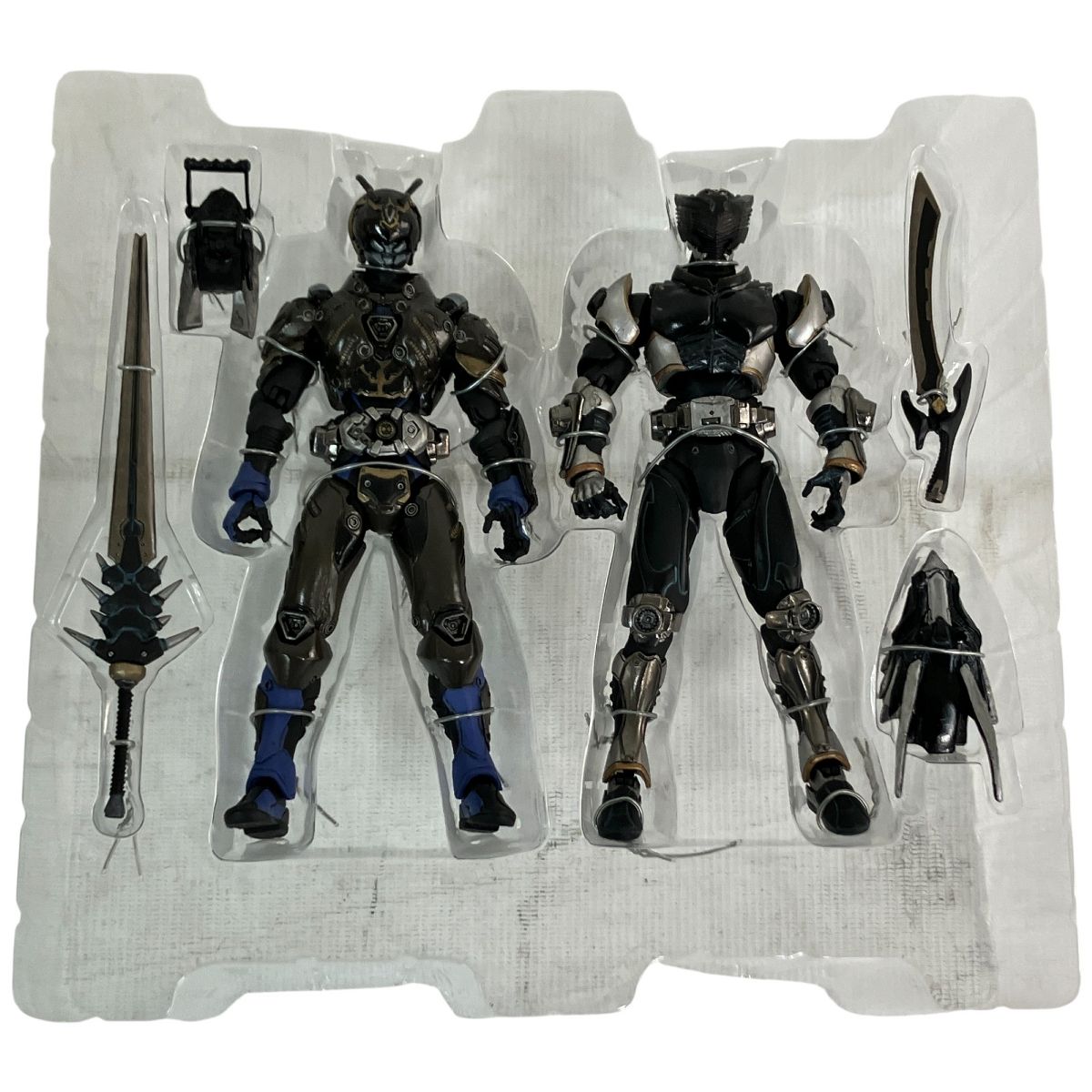 美品 S.I.C. 仮面ライダー龍騎 オルタナティブゼロ&リュウガ