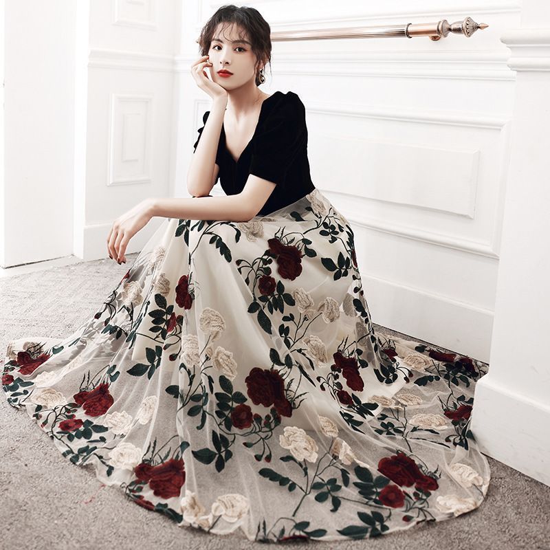 Freada 新品タグ付きベロア花柄切り替えロングドレス Freada 新品タグ付きベロア花柄切り替えロングドレス
