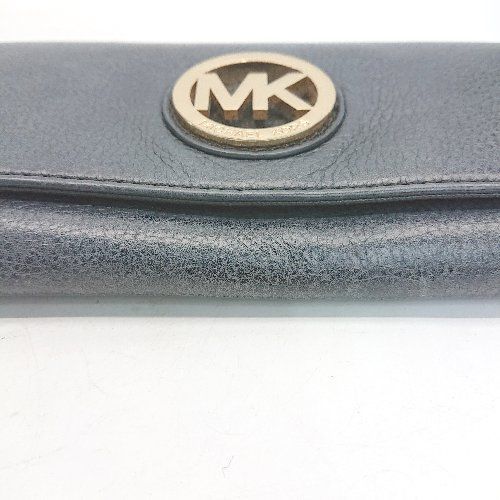 ◇ MICHAEL KORS マイケルコース MKロゴ スナップボタン 小銭