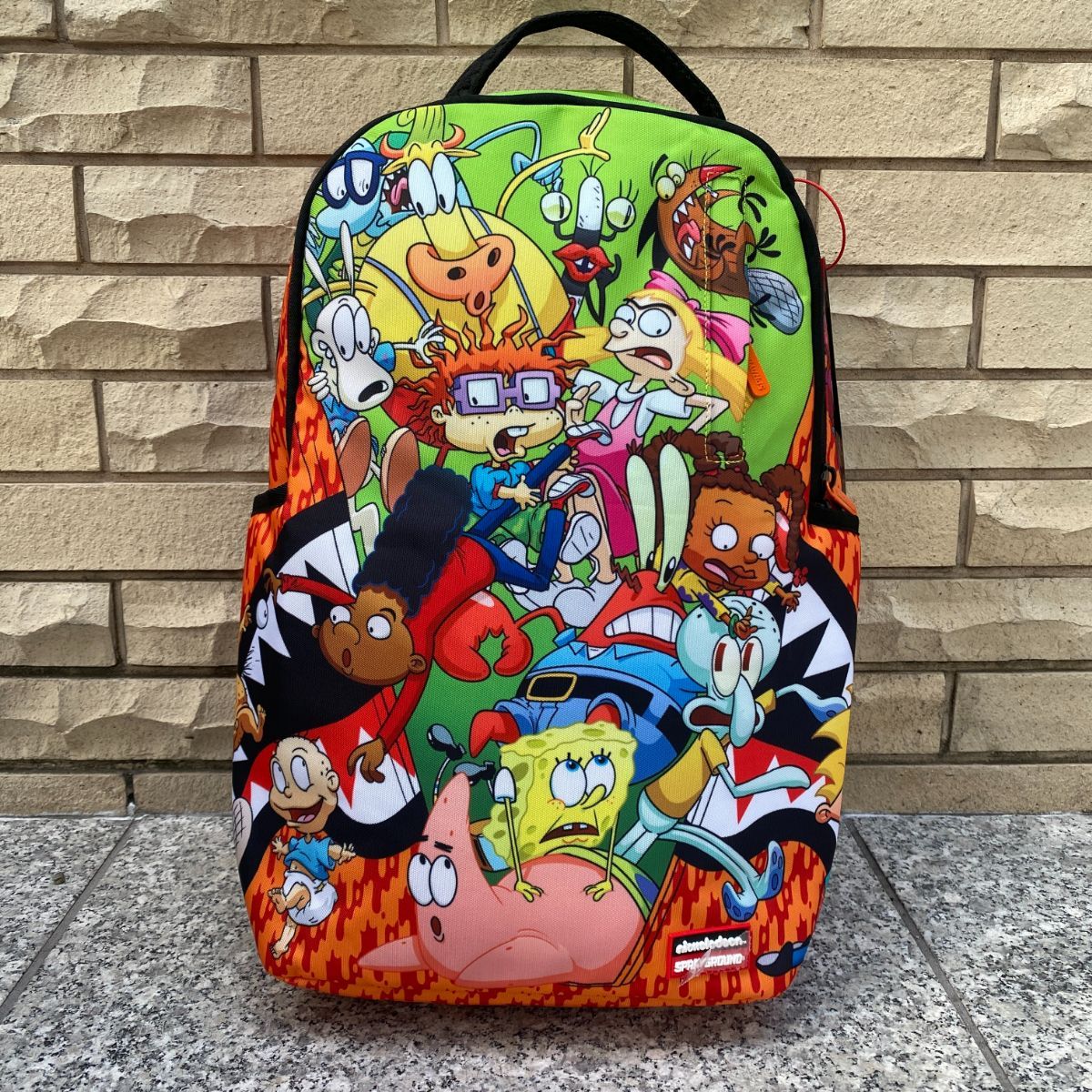 【美品】SPRAYGROUND ニコロデオンコラボリュック 米国仕様 SPRAYGROUND ニコロデオン オールスターズ Nickelodeon