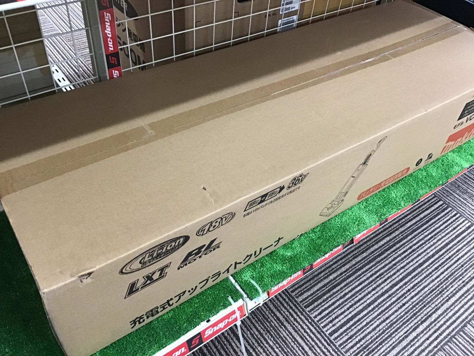 エコツール笠寺店】Makita/マキタ 36v充電式アップライトクリーナー