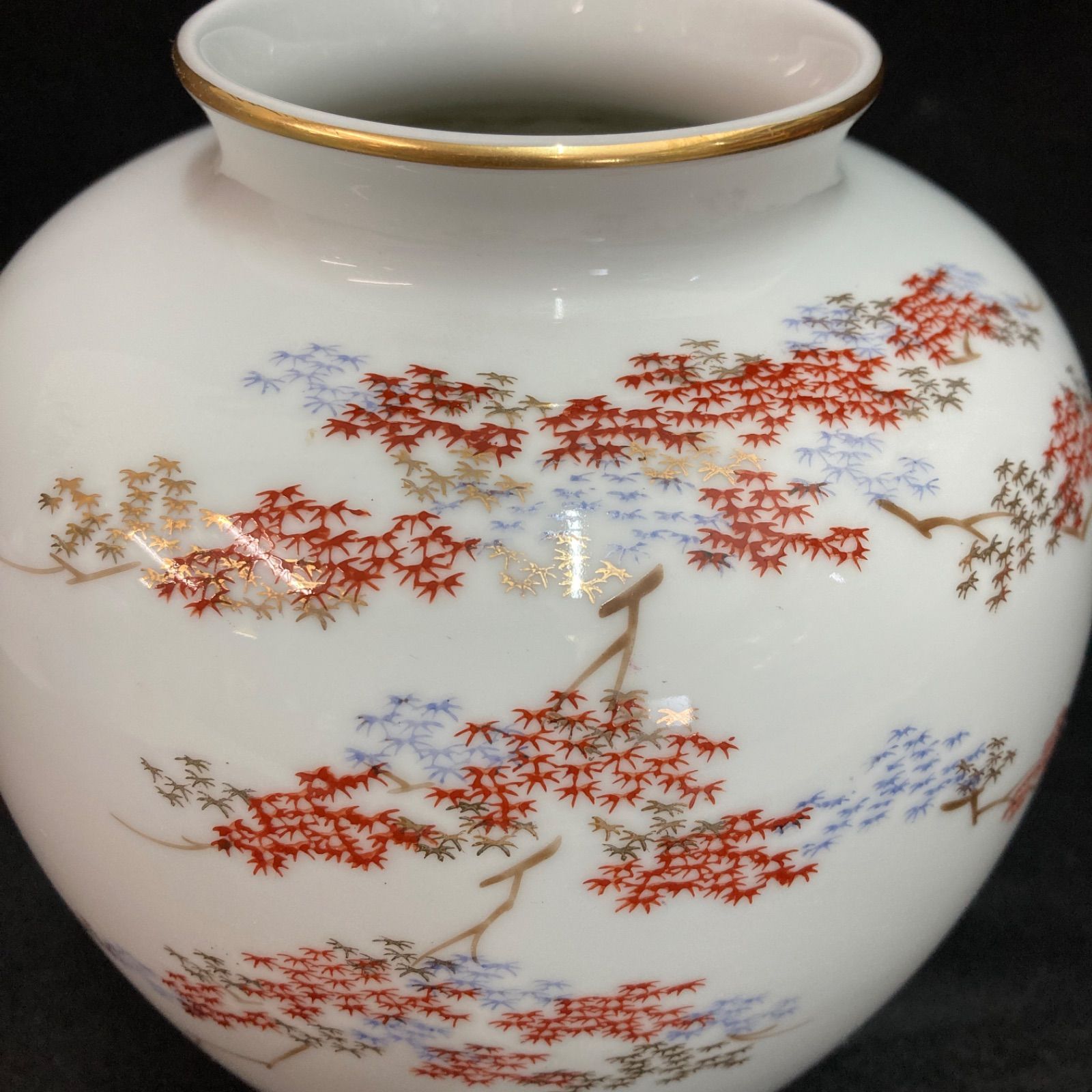 美品 有田焼 深川製磁 庁御用 葉金彩 時代物 高さ約21cm幅約14cm