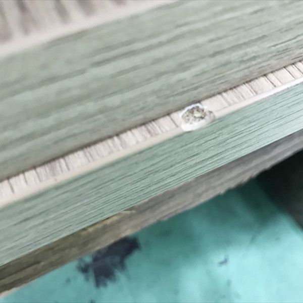 ブラウン