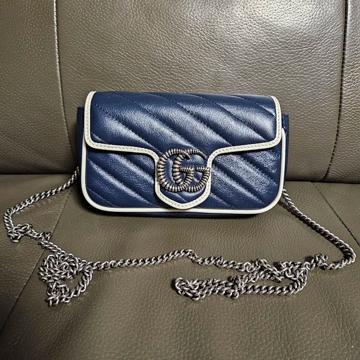 GUCCI グッチ マーモント スーパーミニバッグ