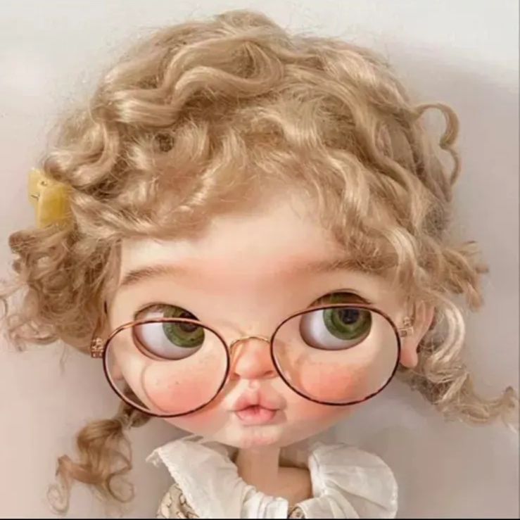 ブライス ウィッグ モヘアウィッグ 海外作家 くるくる カーリー