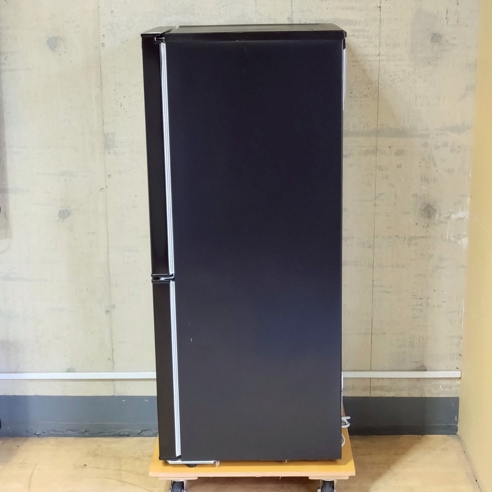 2ドア冷蔵庫 ニトリ / NTR-140BK 高年式 2024年製 ニトリ 140L ファン式2ドア冷蔵庫 BK(NTR-140) : ニトリ Yahoo