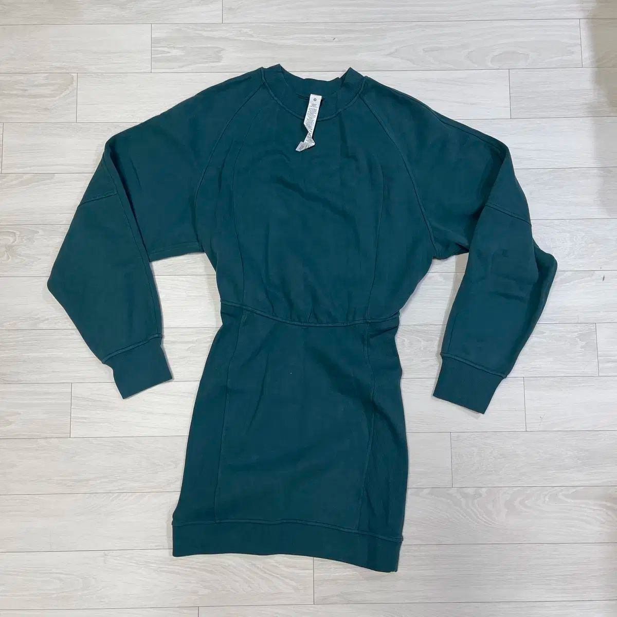 ルルレモン スウェットシャツ ワンピース グリーン