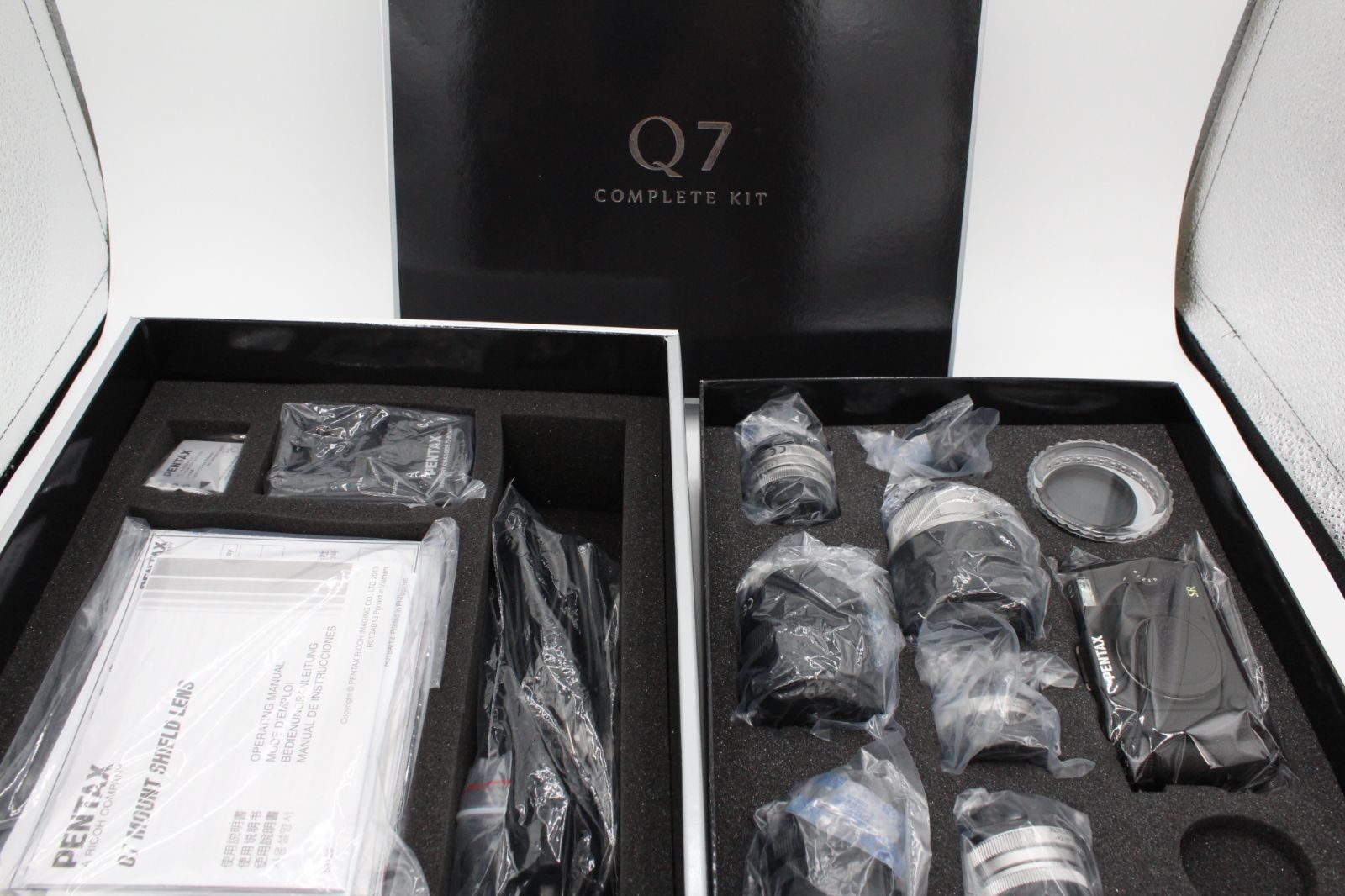 化粧箱付き！！＞＞【美品】PENTAX ペンタックス Q7 Complete Kit コンプリートキット ミラーレス一眼 デジタルカメラ
