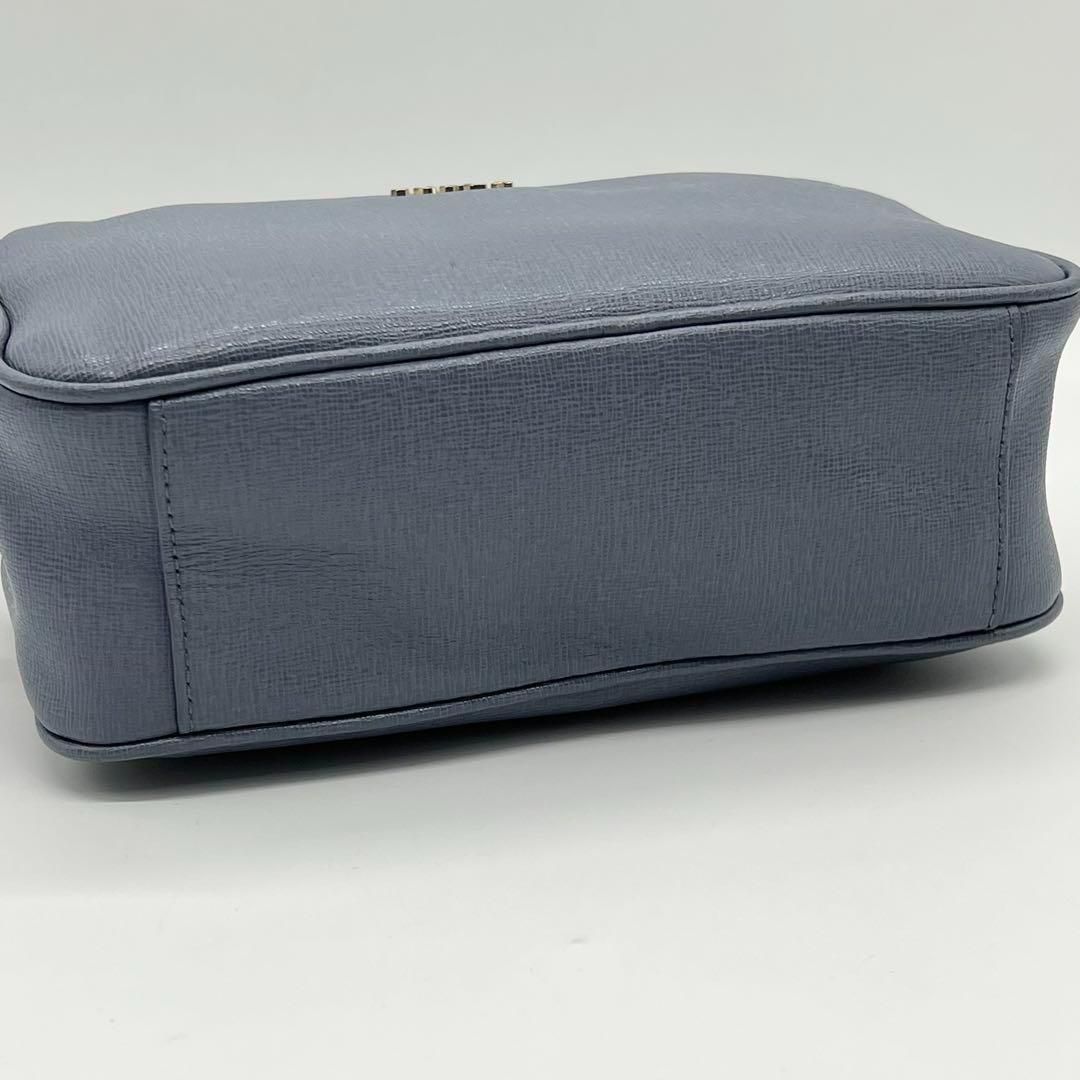 【良品】FURLA LILLI カメラバッグ ショルダーバッグ ブルー 良品】FURLA LILLI カメラバッグ ショルダーバッグ ブルー