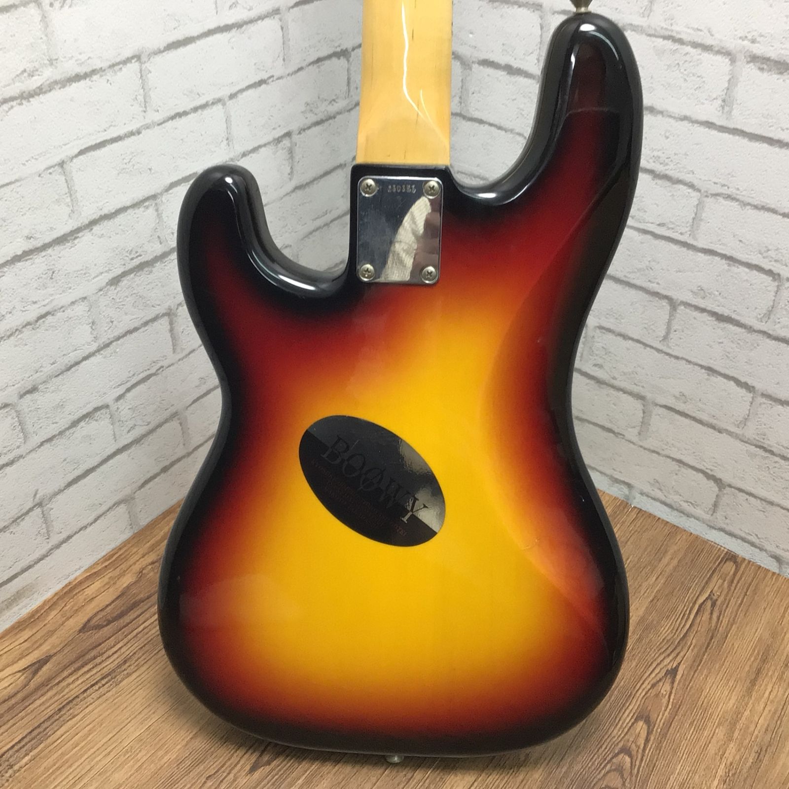 ベース tokai hard puncher Tokai Hard Puncher Black 1981 – Chicago Music Exchange