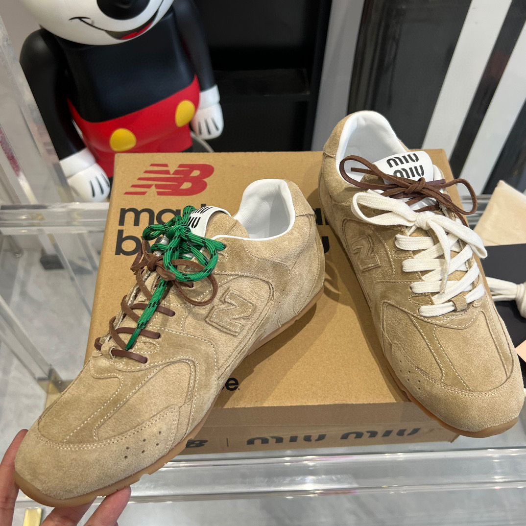 MiuMiu ミュウミュウx NewBalance スニーカー コラボ 新品未使用 - メルカリ