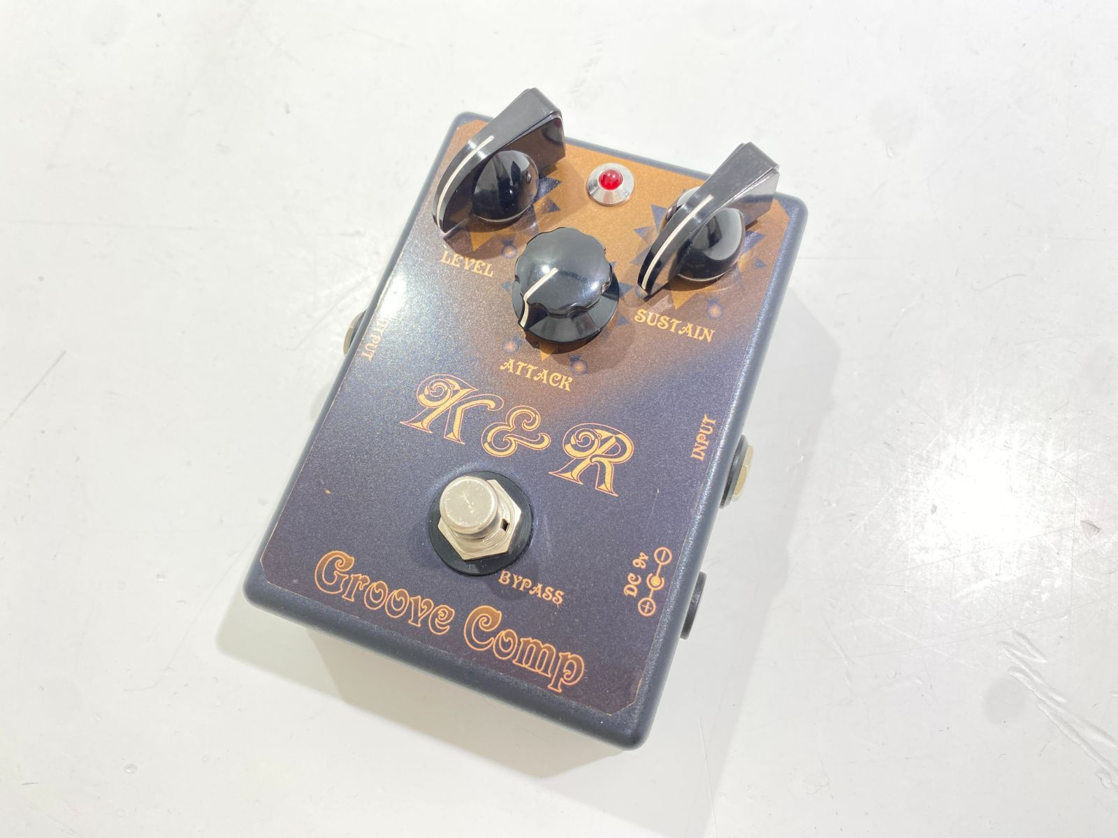 七重浜店62-2-251014 品 K-R Groove Comp グルーヴコンプ コンプレッサー エフェクター 本体のみ