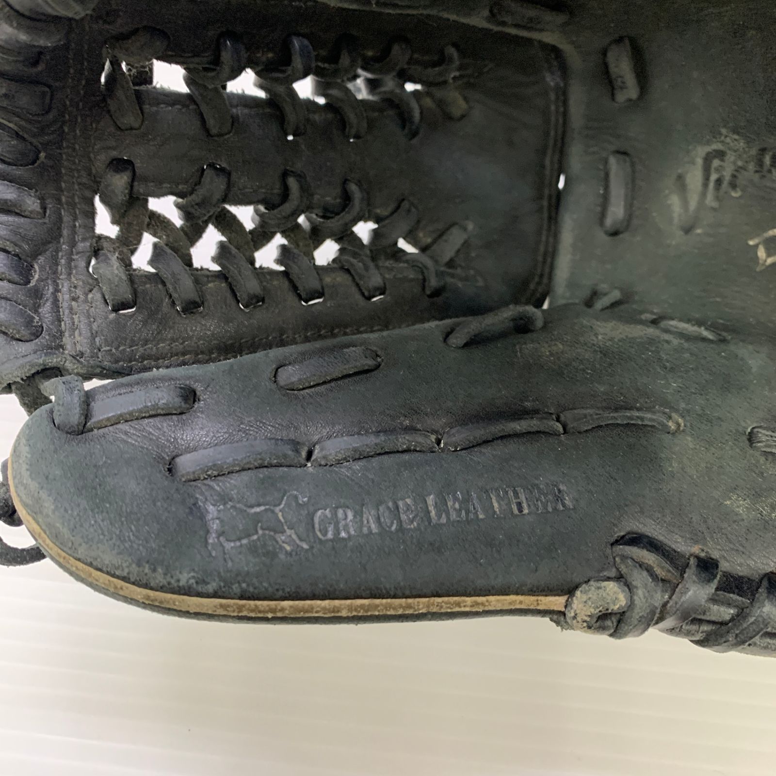 ミズノ MIZUNO ビクトリーステージ 軟式 大人 一般 内野手用