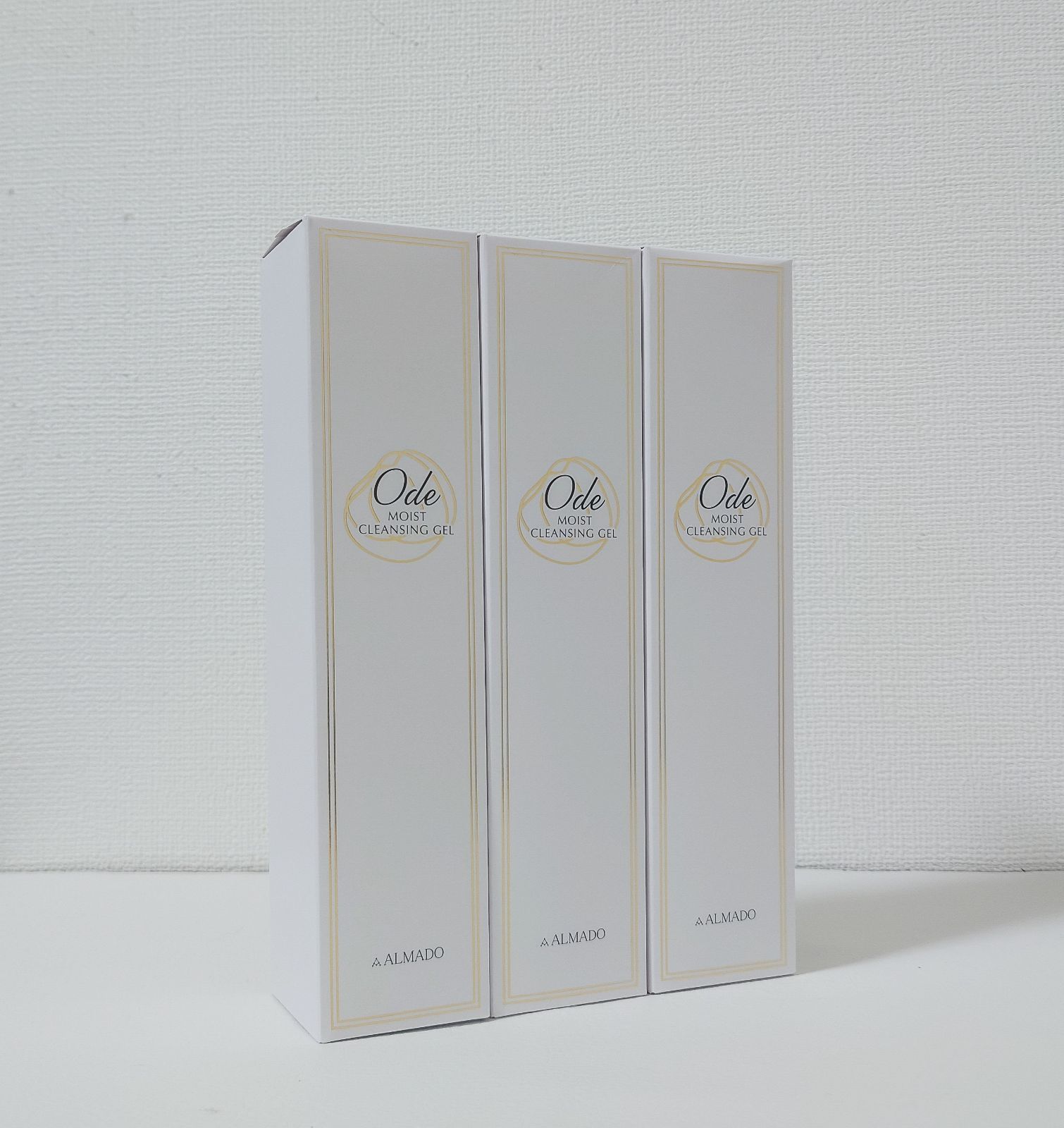 オーディ モイストクレンジングジェル 220g3本 。 オーディ モイストクレンジングジェル＋2本特別セット Ode