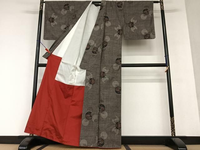 平和屋着物○本場大島紬 9マルキ 古代染色純泥染 霞吉祥花