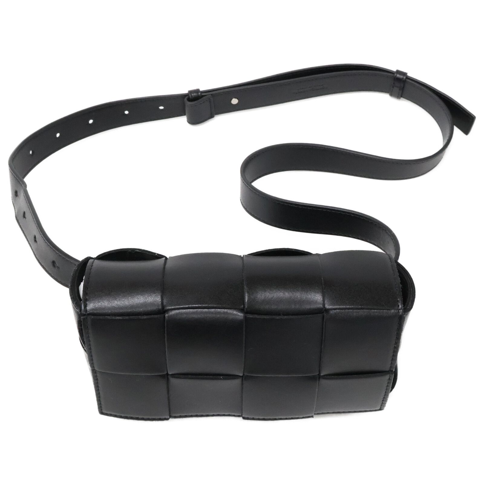 未使用　美品　BOTTEGA VENETA ショルダーベルトのみ　黒 BOTTEGA VENETA ボッテガヴェネタ 美品 668572VMAY18425