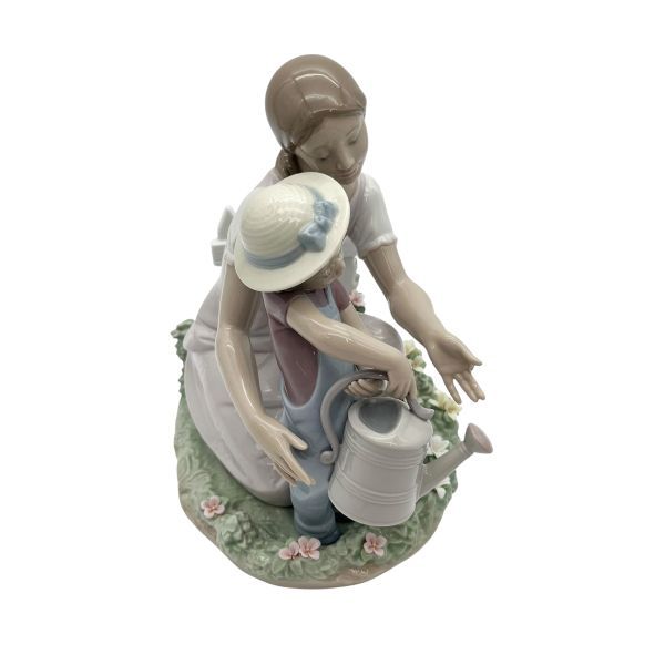 難あり】 リヤドロ LLADRO 置物 インテリア ママのお手伝い No.8028 白