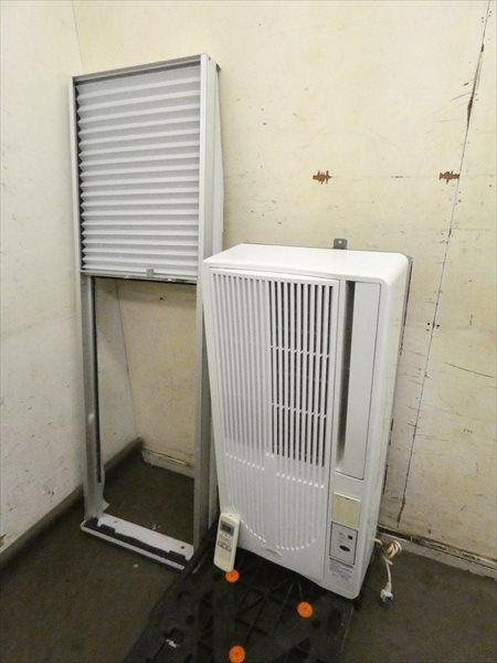 使用少ない美品♪ 2022年製　リモコン有り　窓用エアコン　コイズミ　 冷房 KOIZUMI コイズミ 窓用エアコン用リモコン KAW-13 ココニアル 窓
