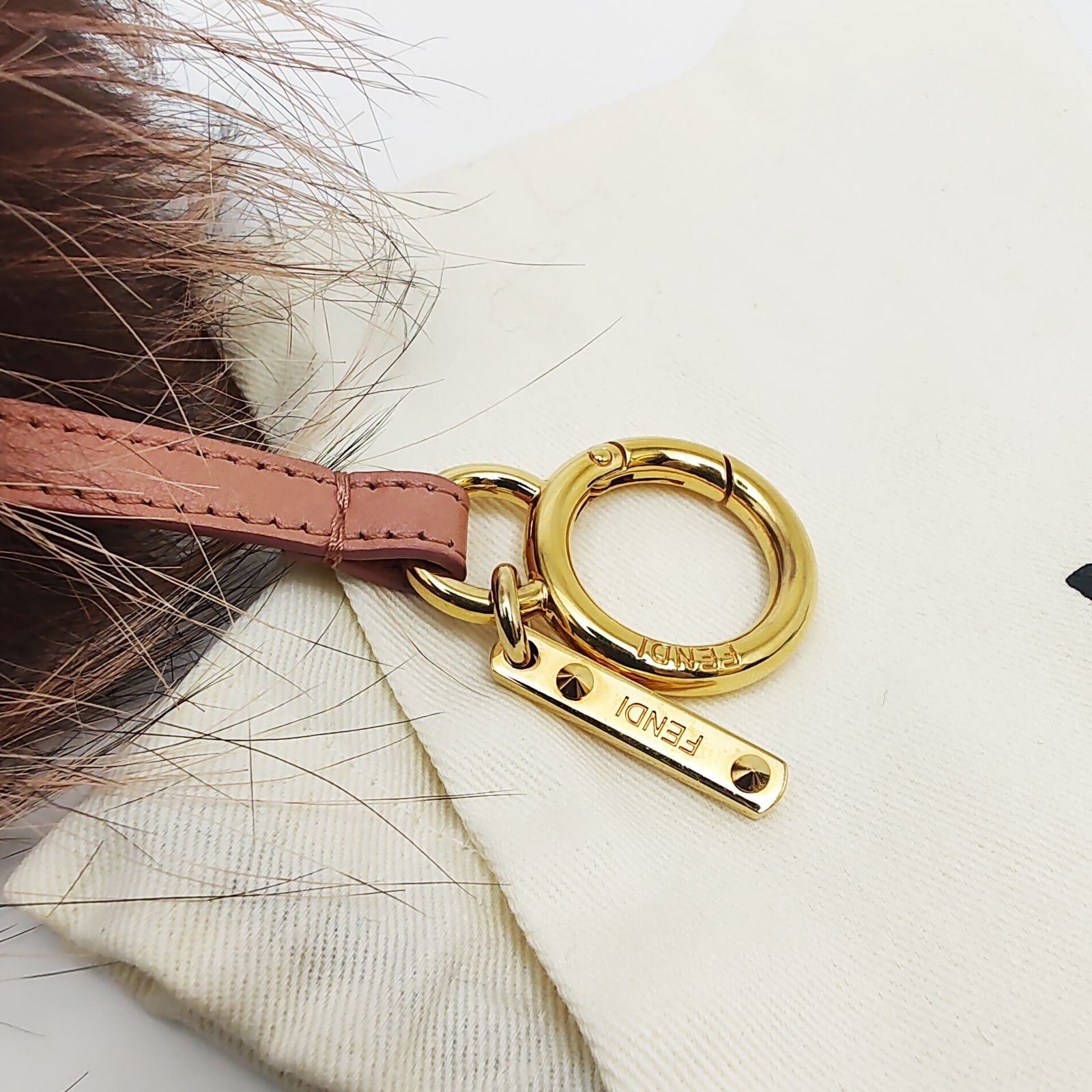 フェンディ モンスター ファーチャーム キーホルダー バッグチャーム