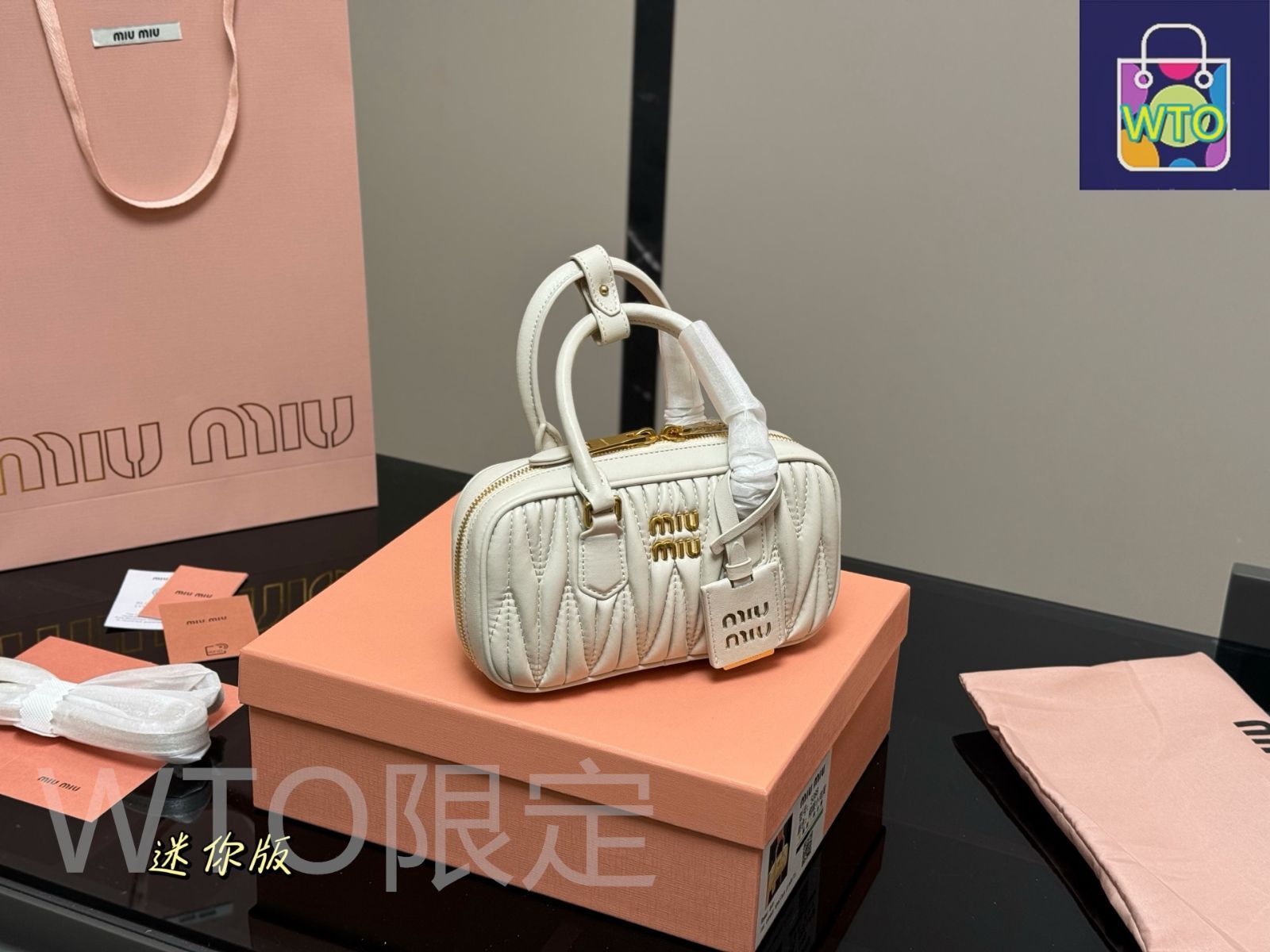 今日特価】Miu Miu Mini Bowling Bag ミュウミュウ ミニ