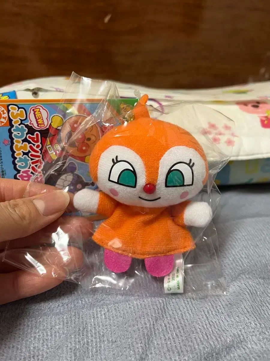 【雷市場（ポンジャン）商品韓国直送】 (ナララアンパンマン) チーランギ 人形 キーホルダー