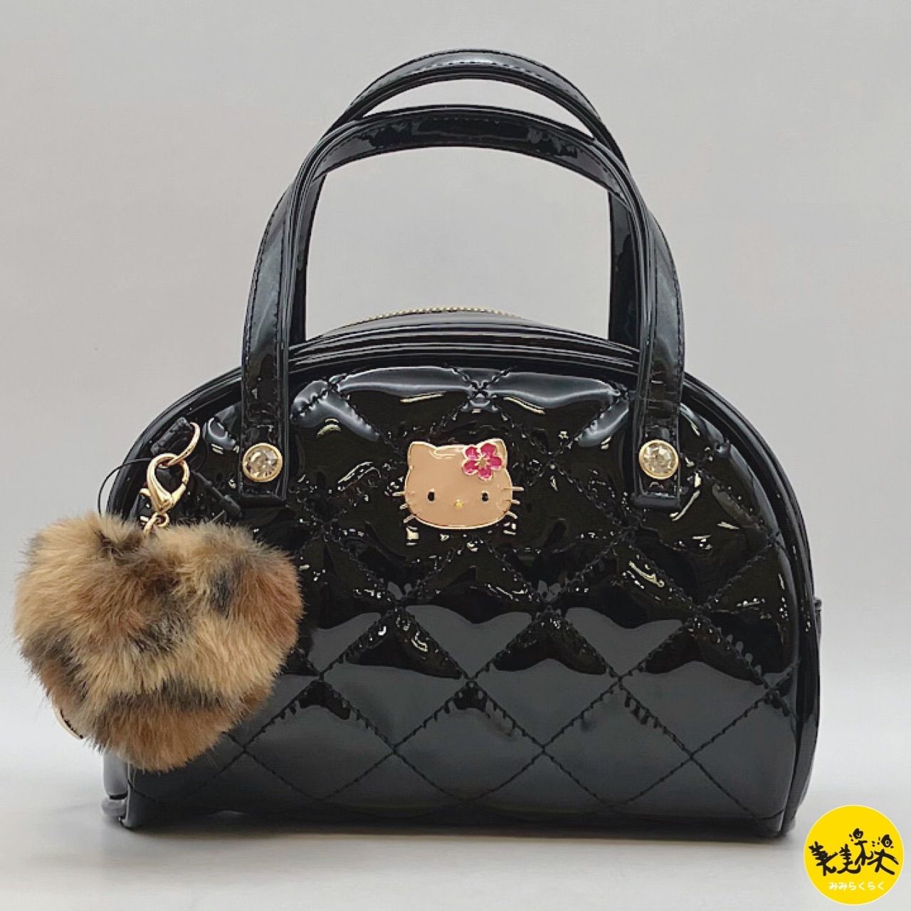 【新品タグ付き】ハローキティ　エナメル　ミニボストン　キルティング ヒョウ柄 新品タグ付き】ハローキティエナメルミニボストンキルティング