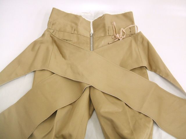 パンツ べージュ