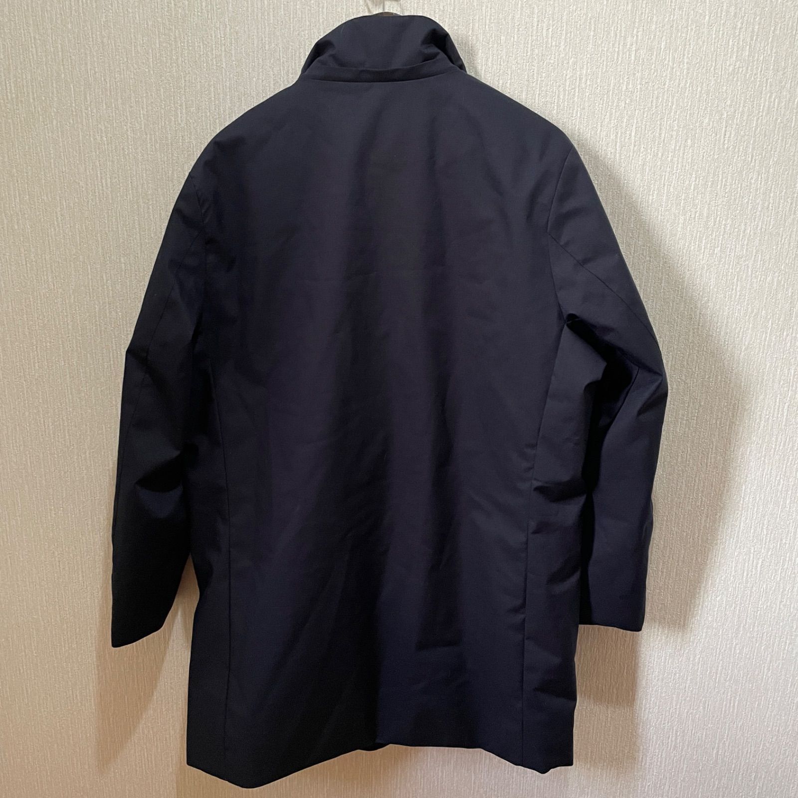 美品】ユニクロ ハイブリッドダウンコート ダウンジャケット メンズ 