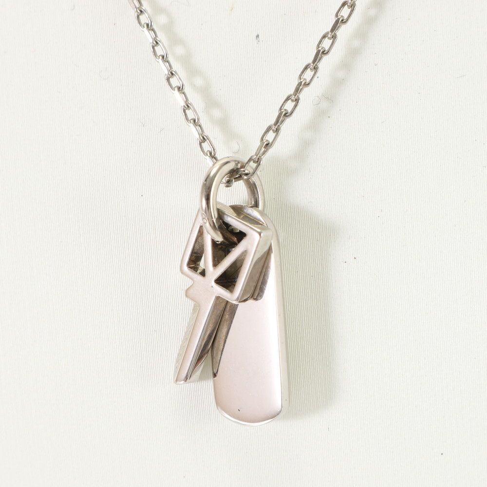 極美品 ルイヴィトン コリエ チャームズ Vスクエア M61983 シルバー