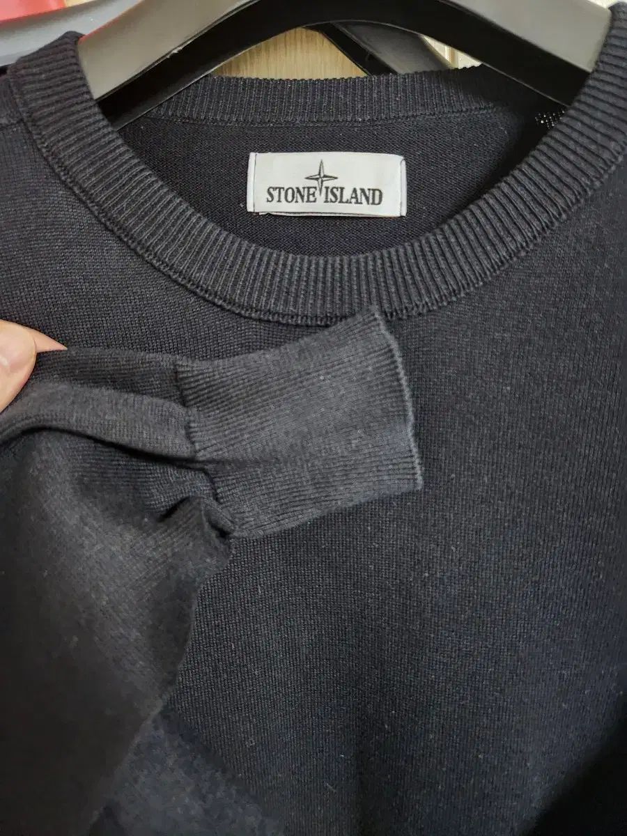 STONE ISLAND(ストーンアイランド) ニット セーター - メルカリ STONE ISLAND(ストーンアイランド) ニット セーター - メルカリ