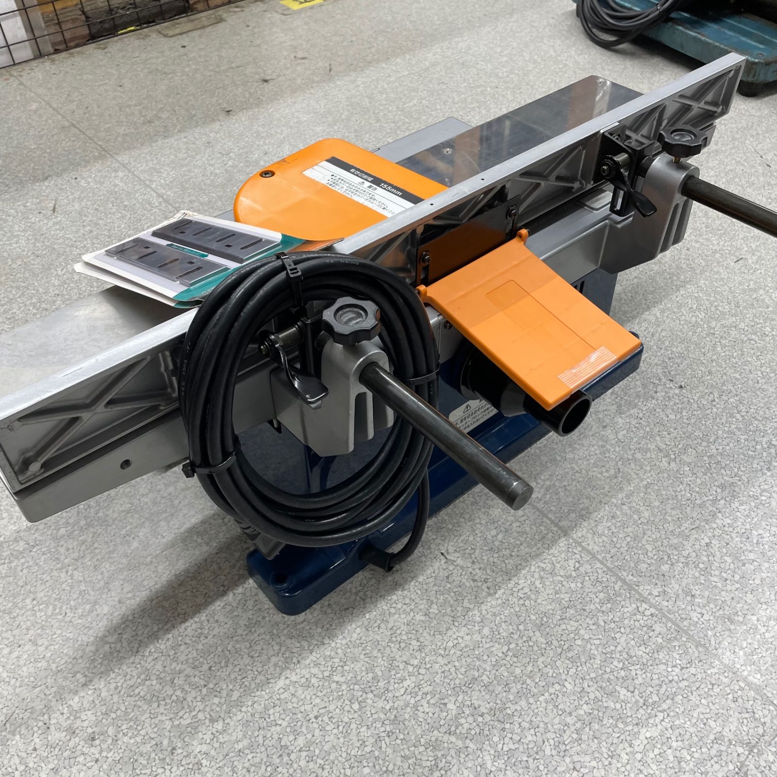 RYOBI リョービ 小型手押カンナ HL-6A 電動工具 研削 大工道具 DIY用 