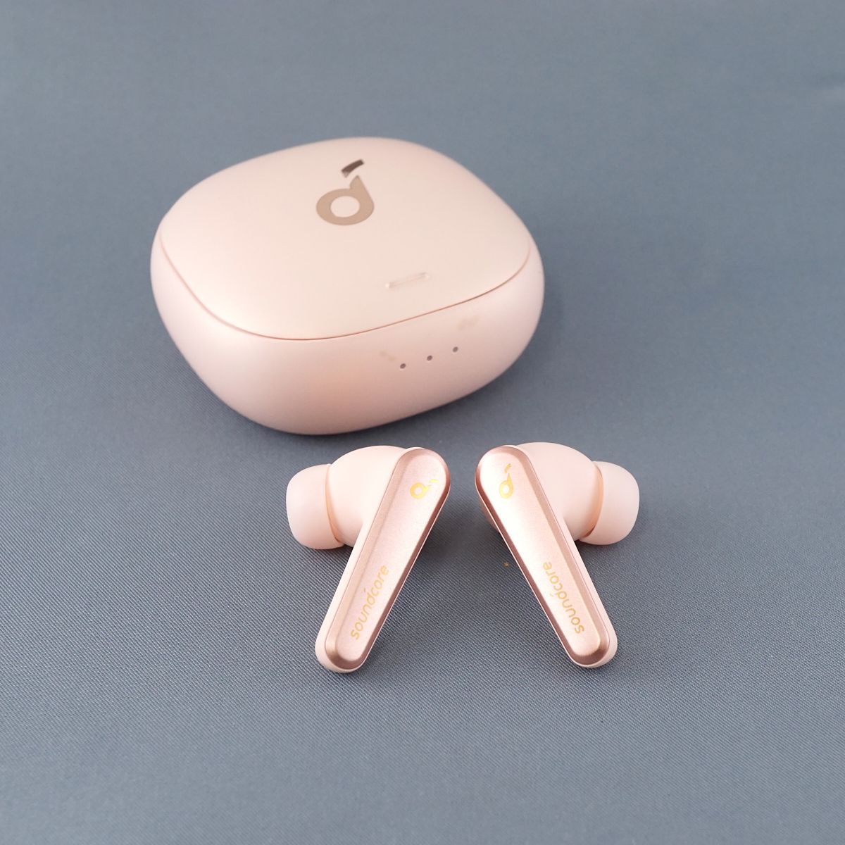 ワイヤレスイヤホン Soundcore Liberty Air 2 ピンク Amazon.co.jp