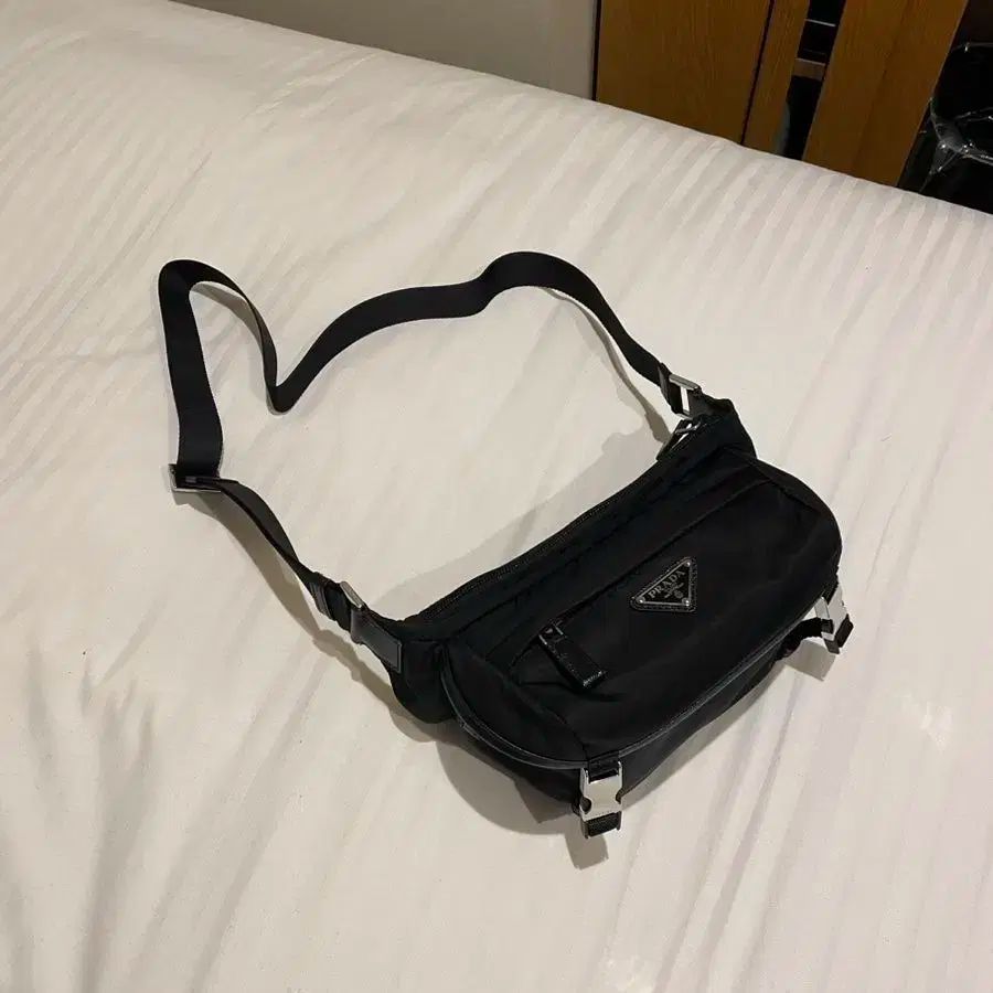 PRADA プラダ プラダ ショルダーバッグ スモール