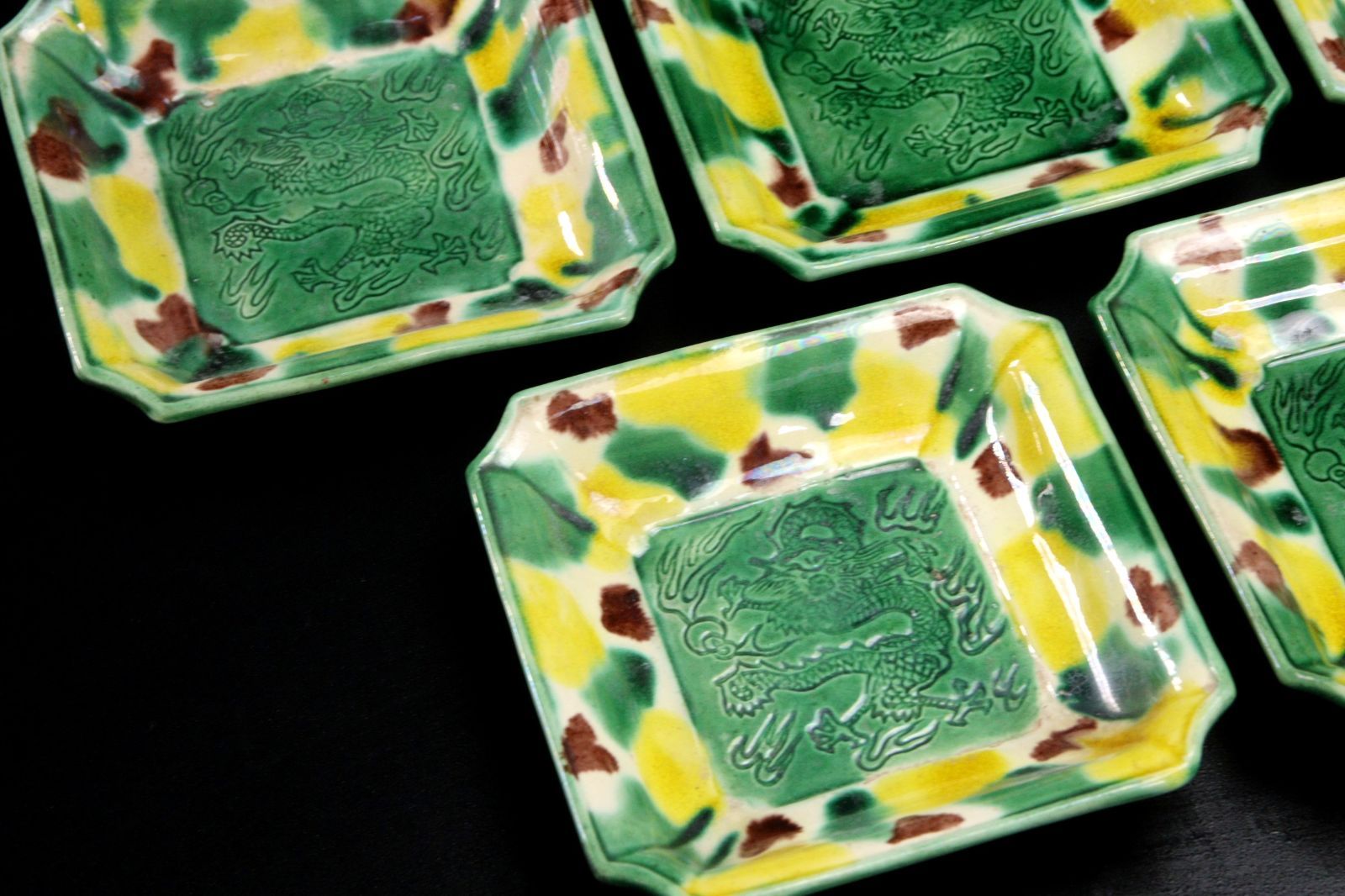 三彩柄小皿 10cm
