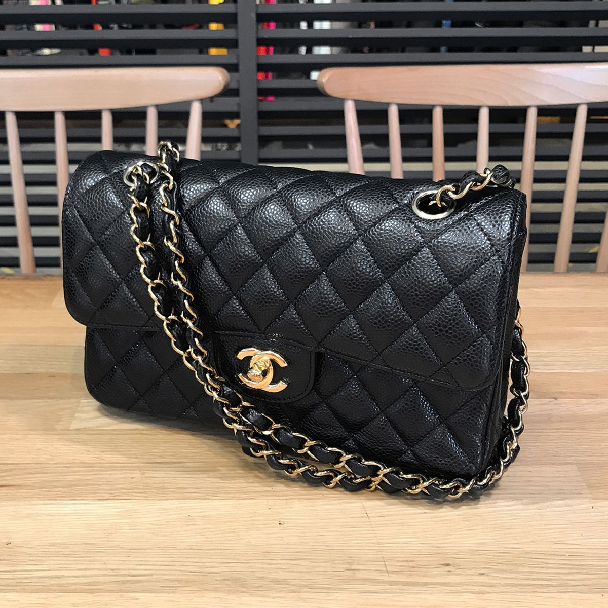 正規品！CHANEL キャビアスキンマトラッセ　ブラック 超美品】シャネル マトラッセ23 Wフラップ Wチェーンショルダーバッグ