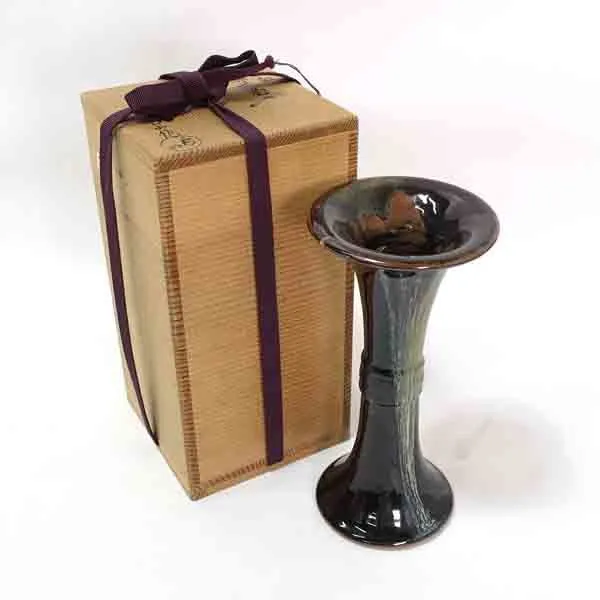 永観 仁清写 尊式 花生 平安 永観 造 骨董品 花瓶 花器 です。 永観 仁清写 尊式 花生 平安 永観 造 骨董品 花瓶 花器 です。