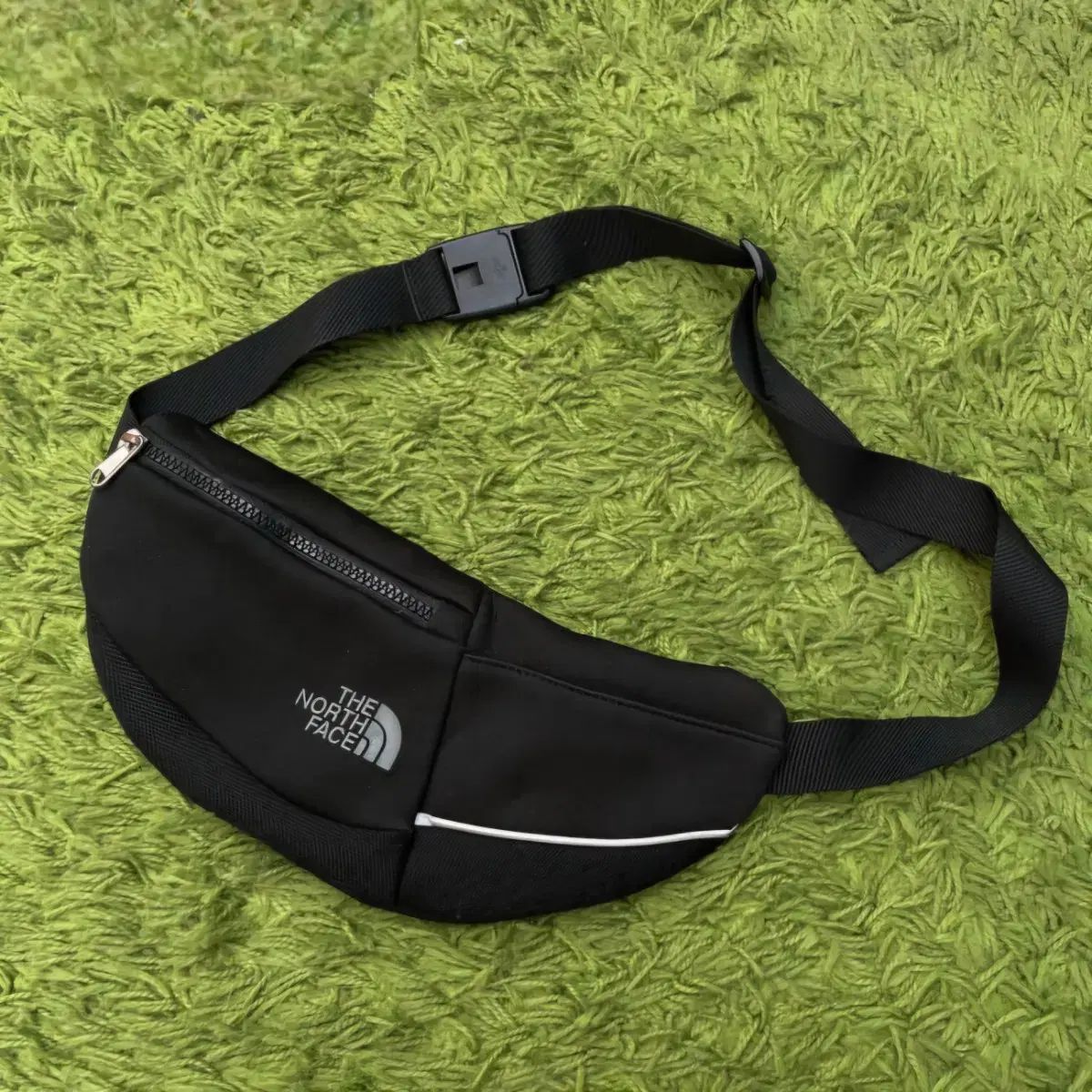 美品】PRADAモノリスラバーサンダル（オリーブ.サイズ5）