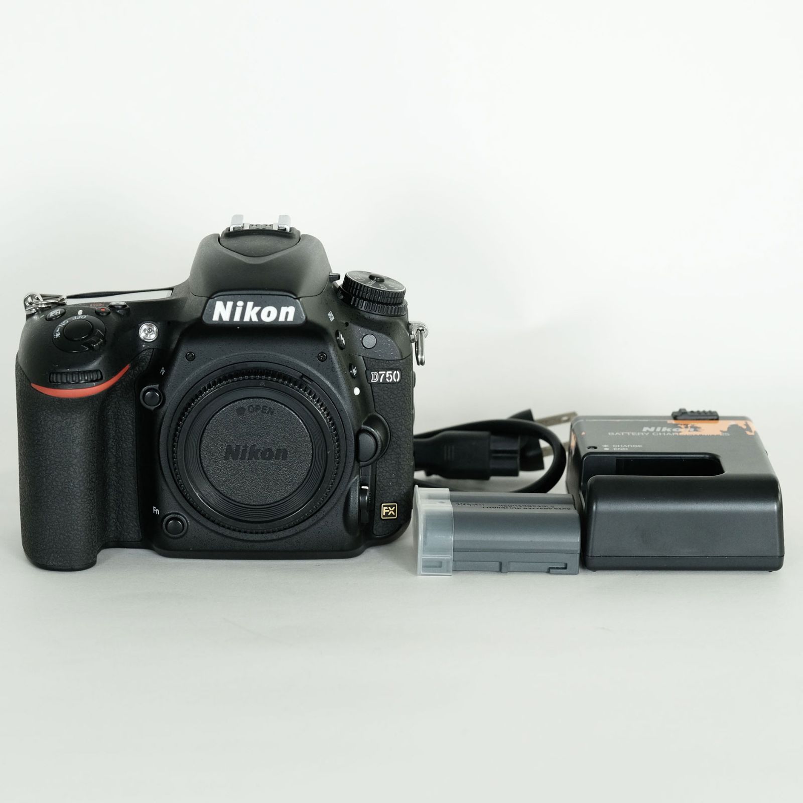 良品｜シャッター数51,169回] Nikon D750 [ボディ] / ニコンFマウント