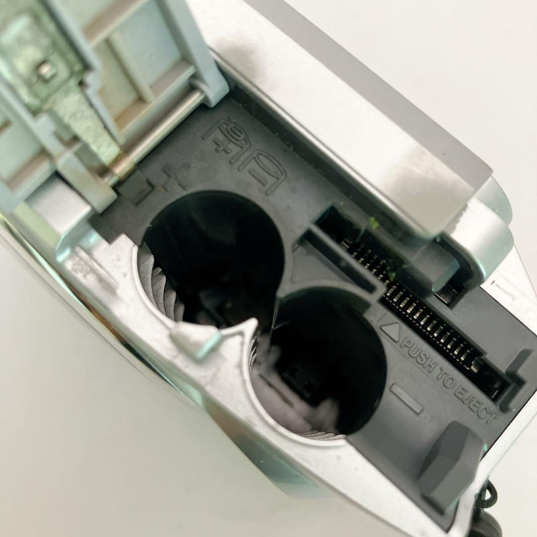 FUJIFILM FinePix A202 デジタルカメラ 動作確認済 完動品 FUJIFILM FinePix A202 デジタルカメラ 動作確認済 完動品