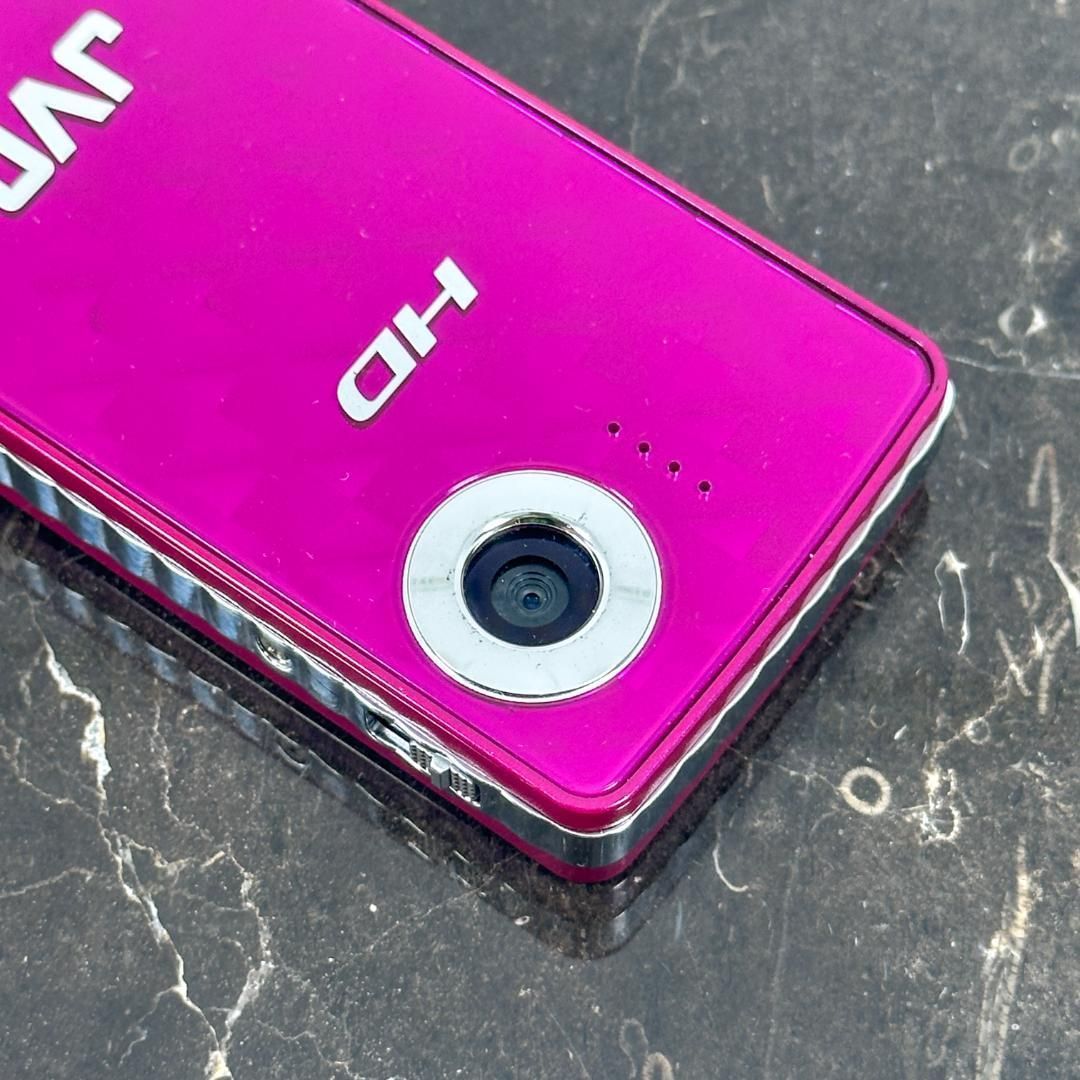 フルHD動画撮影 手のひらサイズ