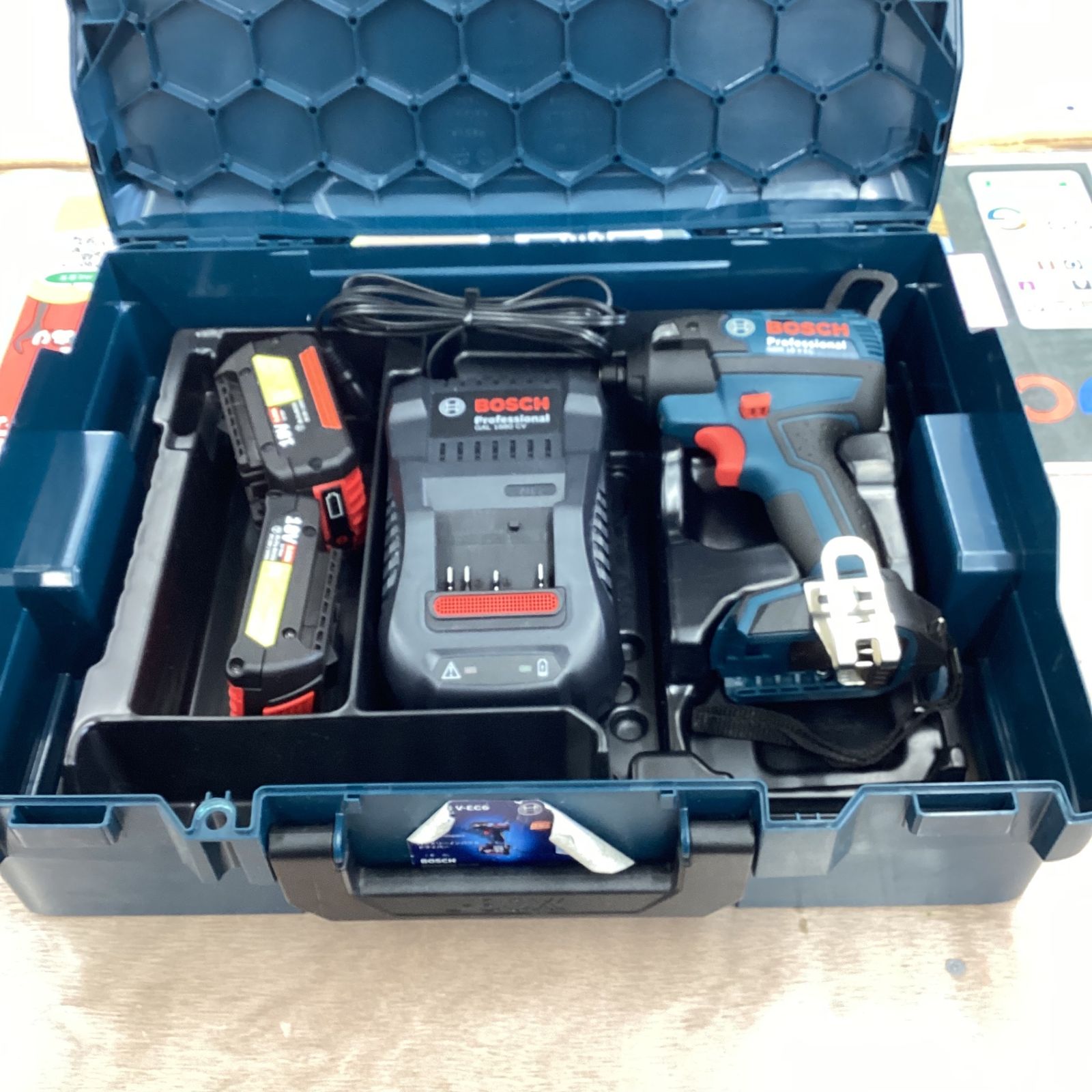 ボッシュ(BOSCH) 18Vバッテリーインパクトドライバー GDR18V-EC6