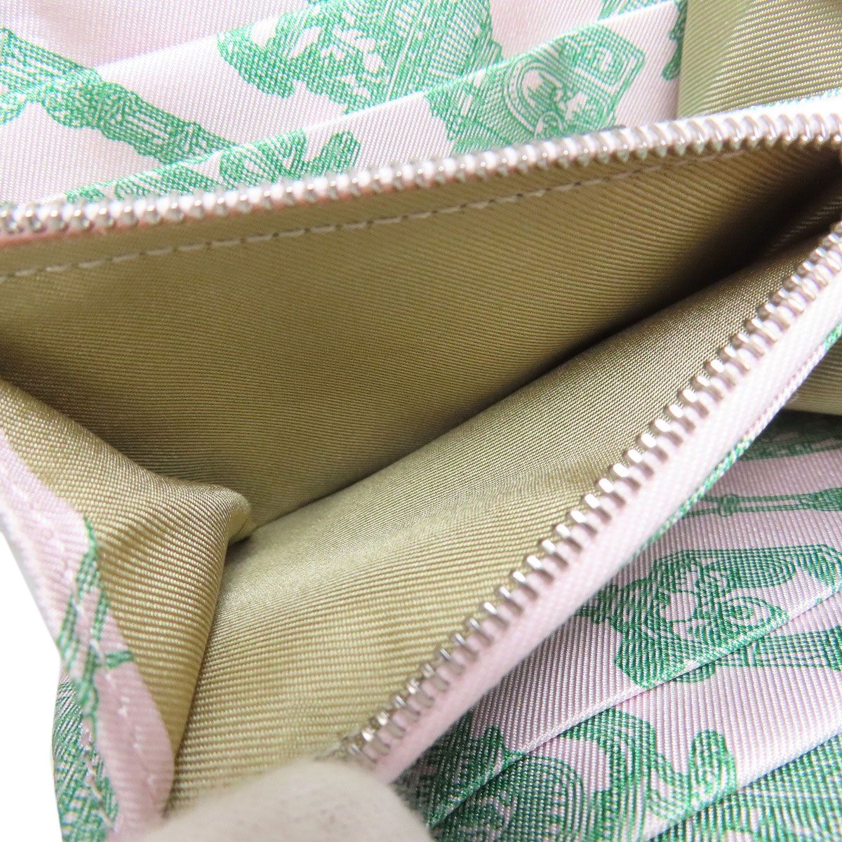 エルメス アザップシルクイン