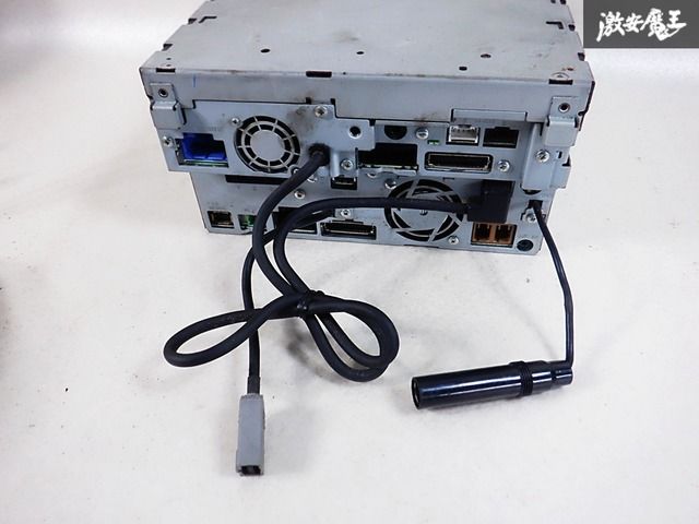 ジャンク品です。電源は入りますが、ホワイトスクリーンになります ジャンク】carrozzeria カロッツェリア AVIC-VH09CS HDDナビ