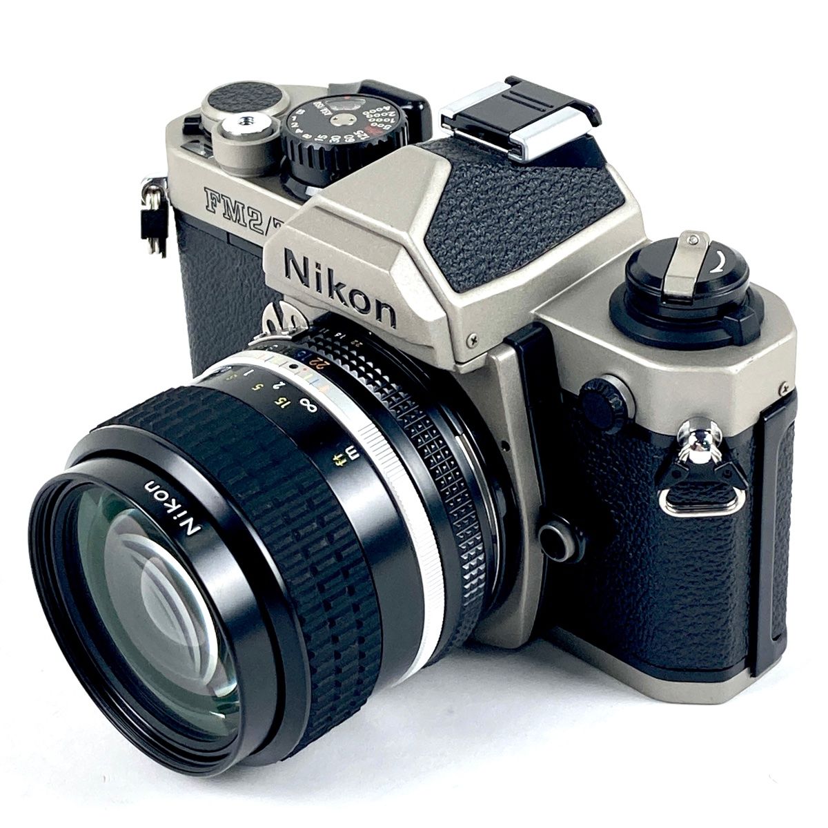 Nikon ニコン New FM2/T チタン ボディ フィルムカメラ【中古】（Nikon  