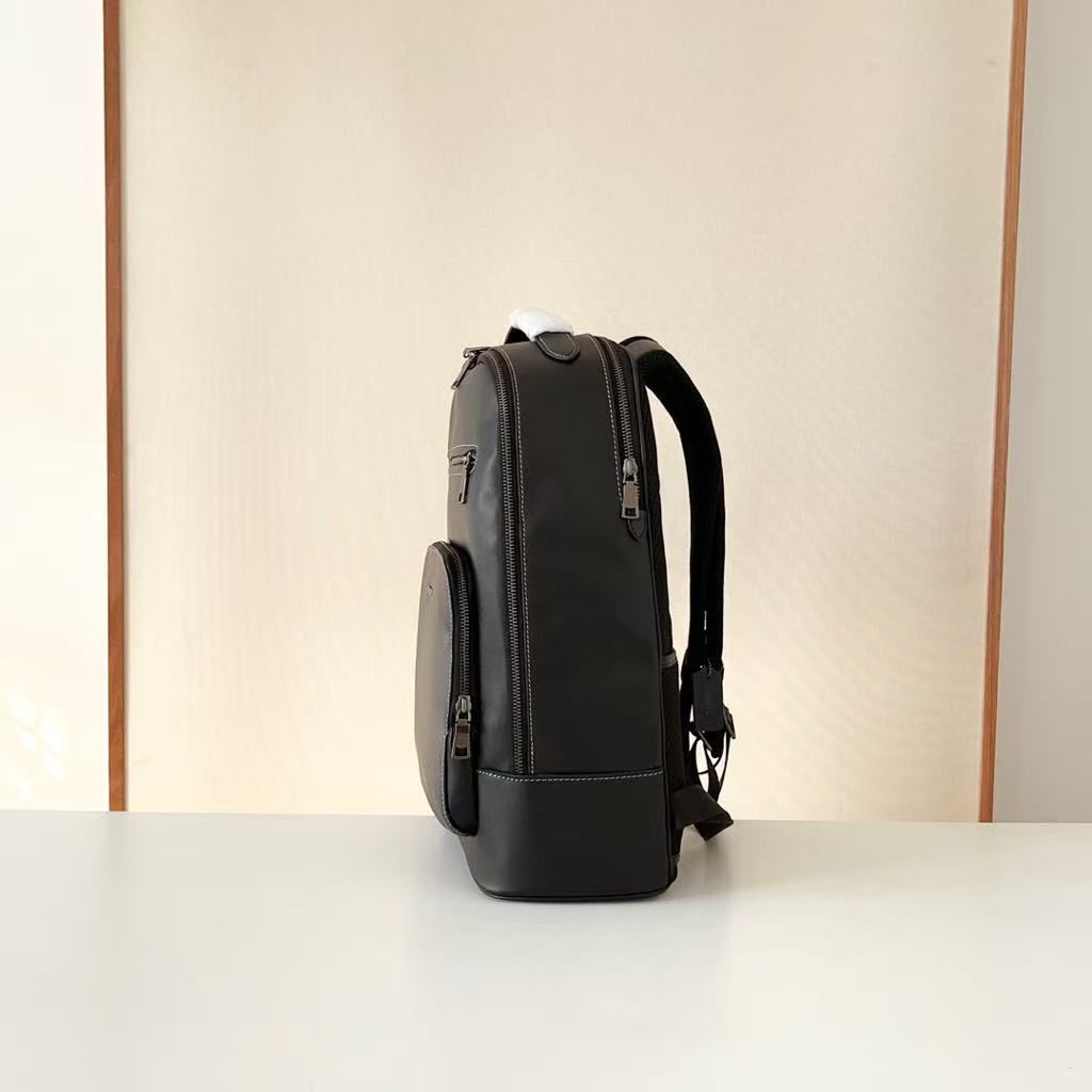 極美品 コーチ CL963 イーサン リュック レザー A4可 ブラック