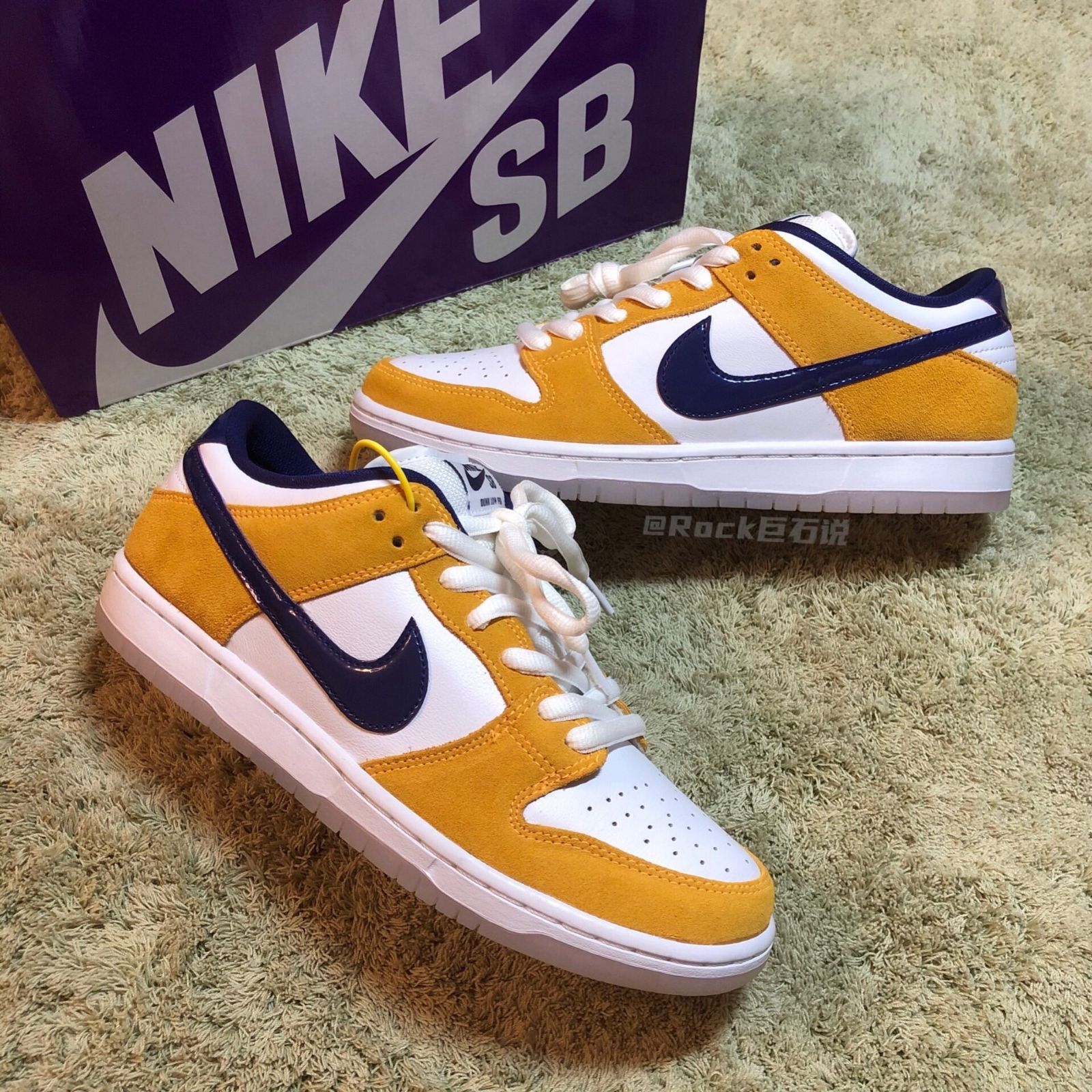 NIKE ナイキ SB DUNK LOW ナイキSBダンクロー レーザーオレンジ BQ6817-800