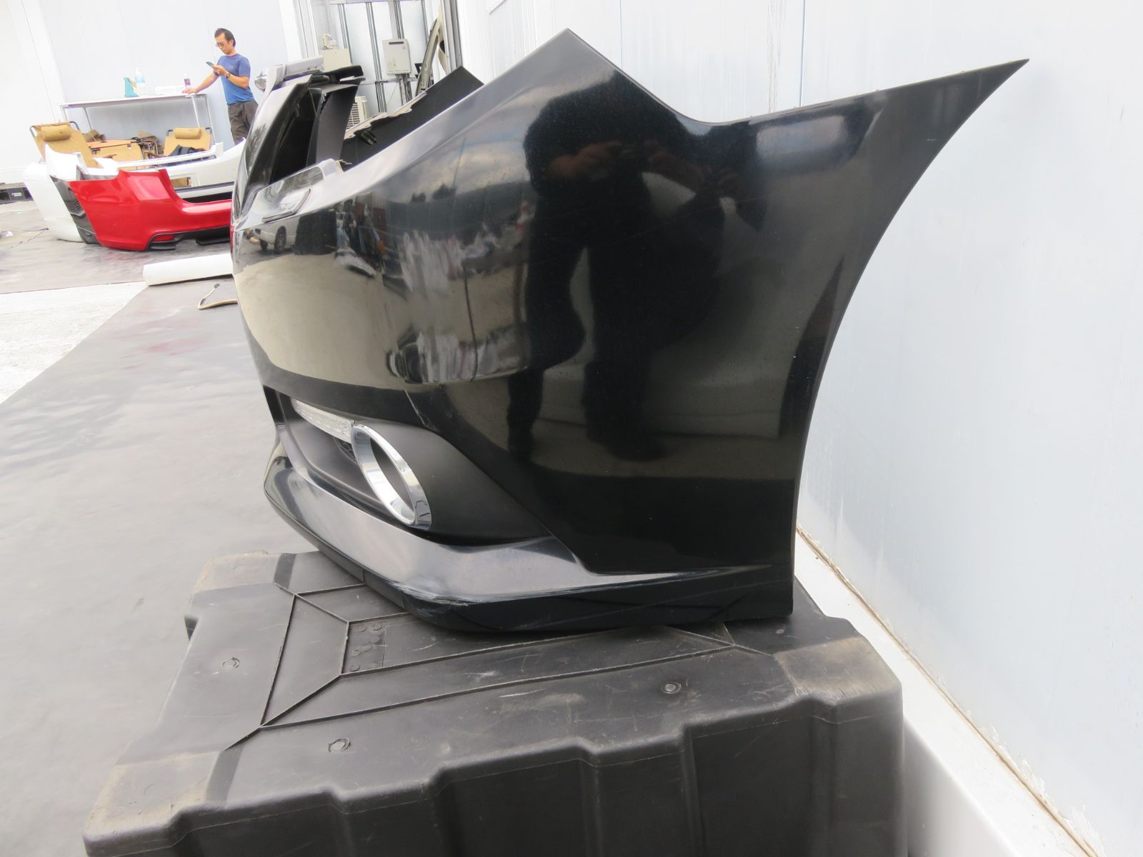 SFC2600 スバル レガシィ BM9 BMM BMG BRG BR9 後期 純正フロントバンパー D4S クリスタルブラックシリカ